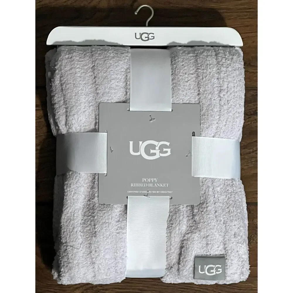 UGG Poppy Chenille Baby Blanket Size: 30” X 40” LILAC Lavender Light Purple NWT